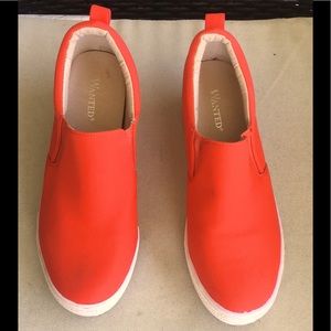 Wanted comeback wedge sneake